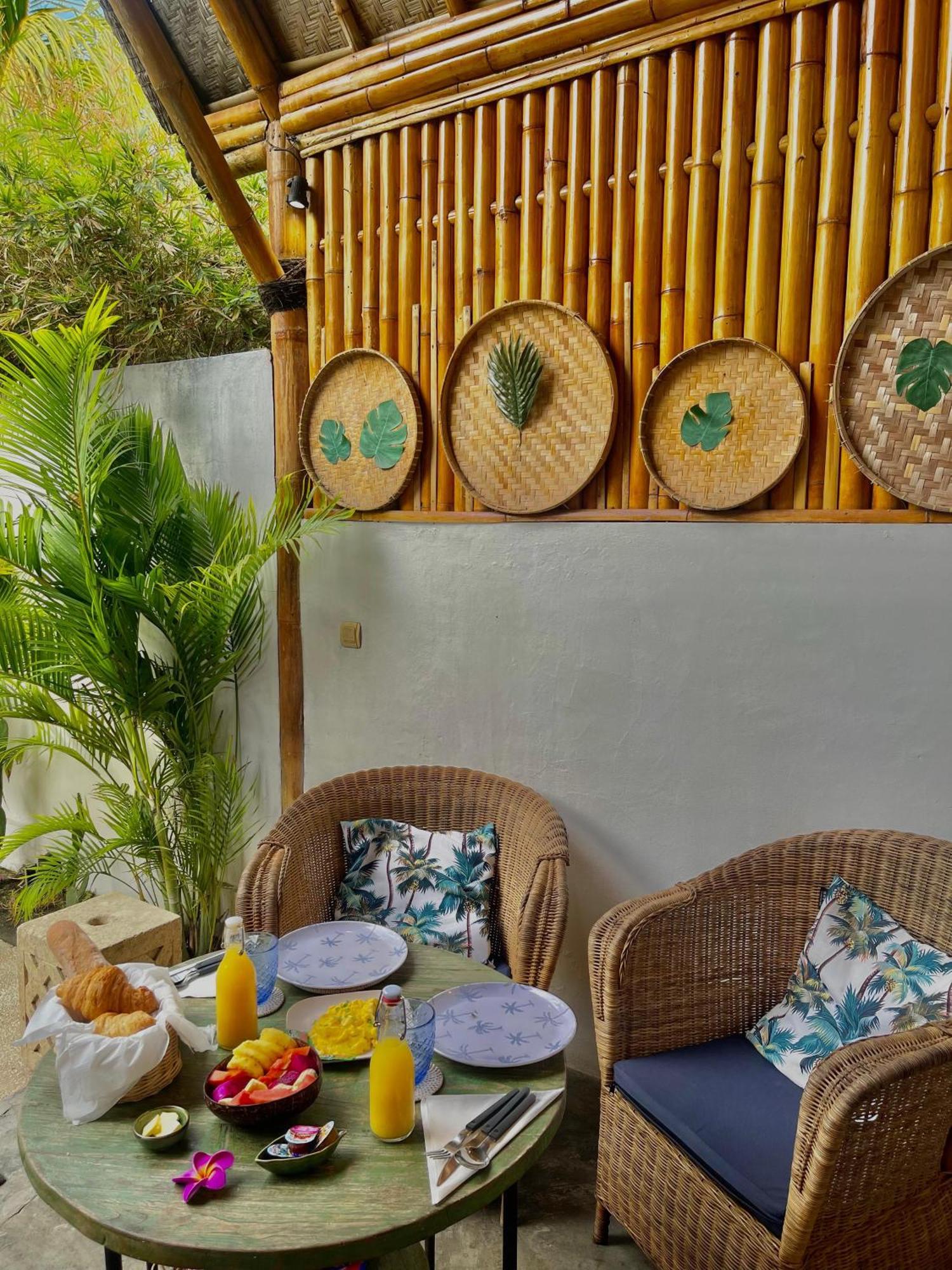 Sea Breeze Villas - Gili Air, Lombok Exterior photo